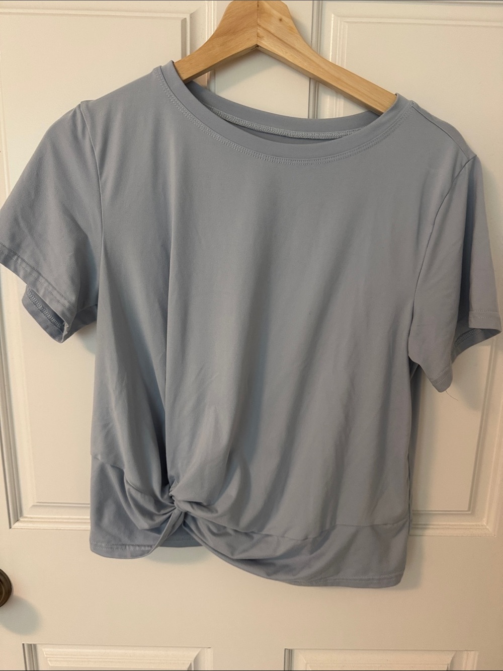 Move Theology Athletic Knot-Front Short Sleeve Tee in Light Blue